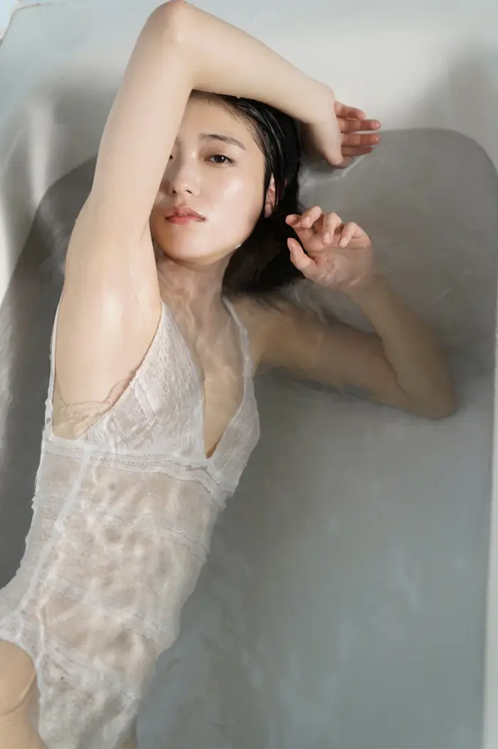 쿠도 미오 사진집 「초여름의 윤기」 Set.04