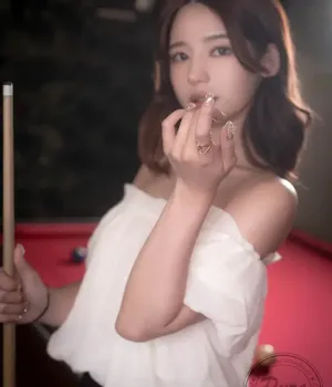 예하 퓨어 미디어 Vol.305 「하드볼 & 레드홀」 Set.01