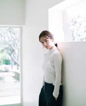 아오토 시노 디지털 한정 YJ 포토북 「잡아라」 Set.01
