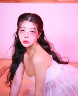 유니 사진집 「Gumiho」 Set.02