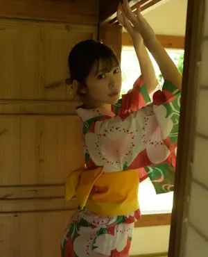 모리 히나코 누드 사진집 「여름을 달리는 하늘」 Set.03