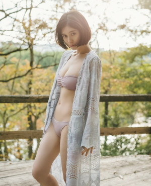 오쿠보 사쿠라코 그라비아 디지털 사진집 「꿰뚫을 듯한 아름다움」 Set.01