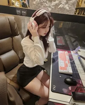 대단한 몸매를 가진 여고딩